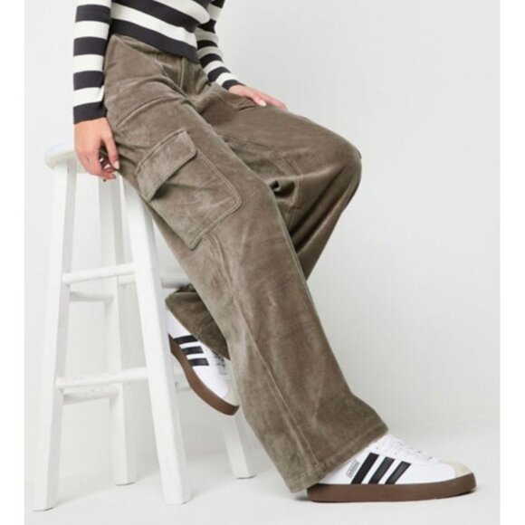 Arizona Pants - ARIZONA Low Rise Loose Fit Wide Leg Style Corduroy Cargo Pant-Juniors -6